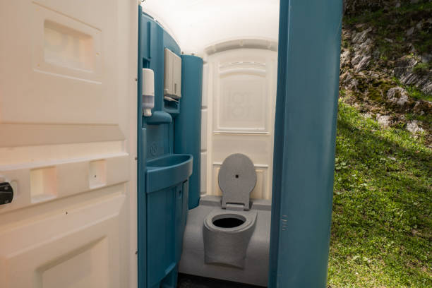Best Porta potty rental near me  in Cornish, ME